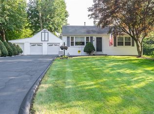 61 Sunset Dr, Meriden, CT 06451