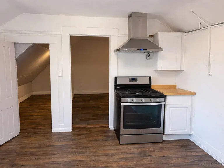 2578 L St #3 — Photo 9