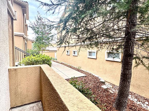 5th image of 501 Gibson Dr APT 414