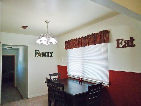 4th image of 2817 Avenue F