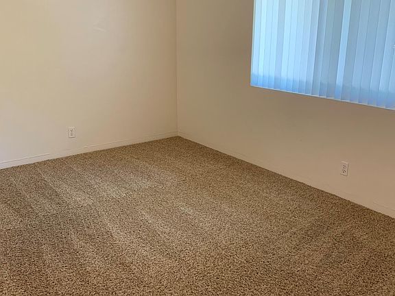 5th image of 3754 San Remo Dr APT 25