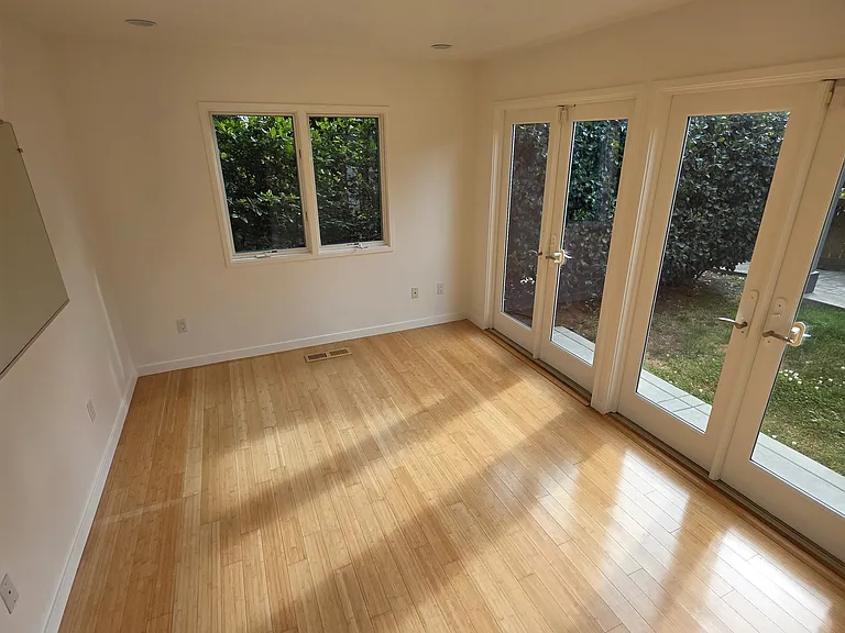 118 Hacienda Dr — Photo 40