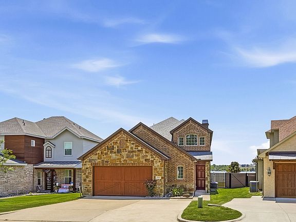 2nd image of 2313 Windjammer Way