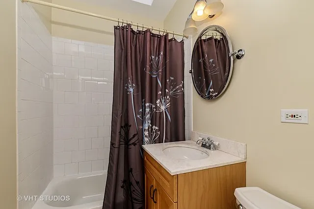 3765 N Racine Ave #C — Photo 9