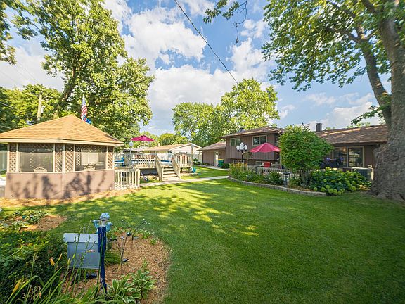 5th image of 302 Birch Dr