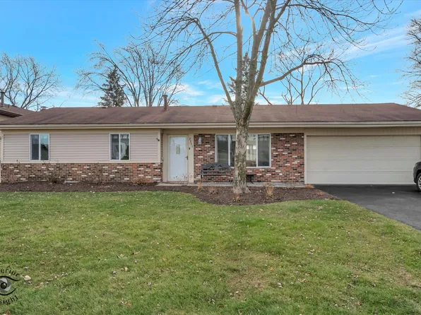 2351 Leeward Ln, Hanover Park, IL 60133