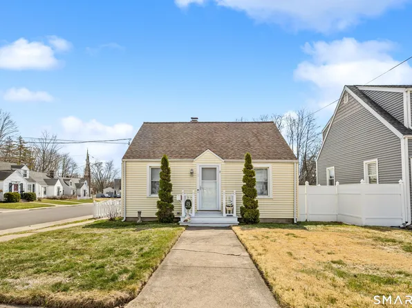 12 Elm Court, East Haven, CT 06512