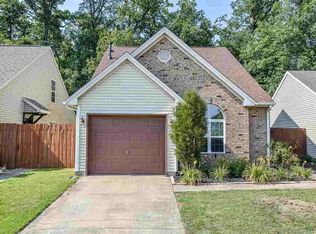 3610 Stanmore Dr, Evansville, IN 47715