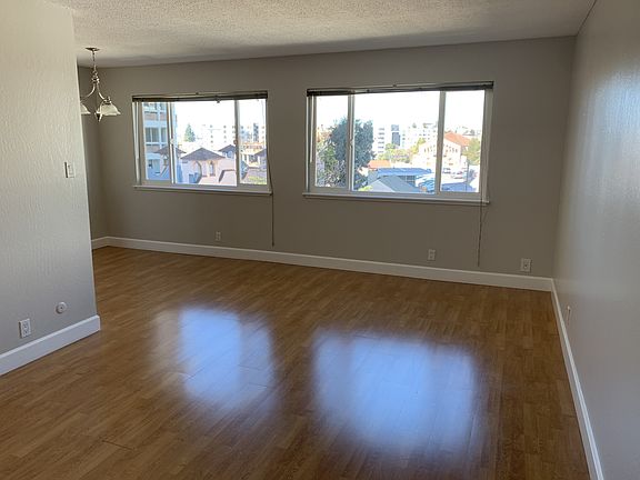 3rd image of 141 Montecito Ave #304