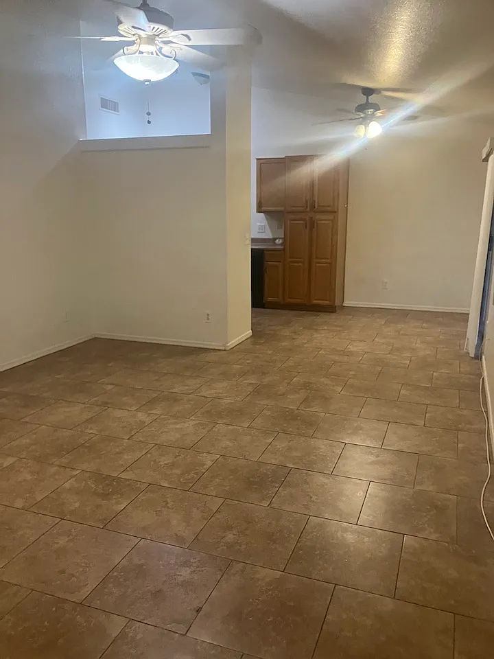 3 bed, 1177 sqft, $1,625 — Photo 4