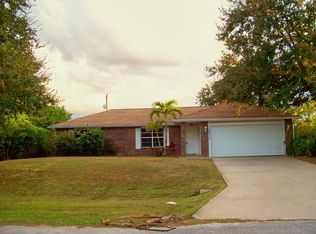 1442 SW Malaga Ave, Port Saint Lucie, FL 34953
