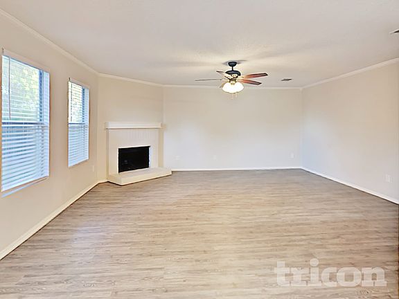 2nd image of 647 Bluechalk Dr