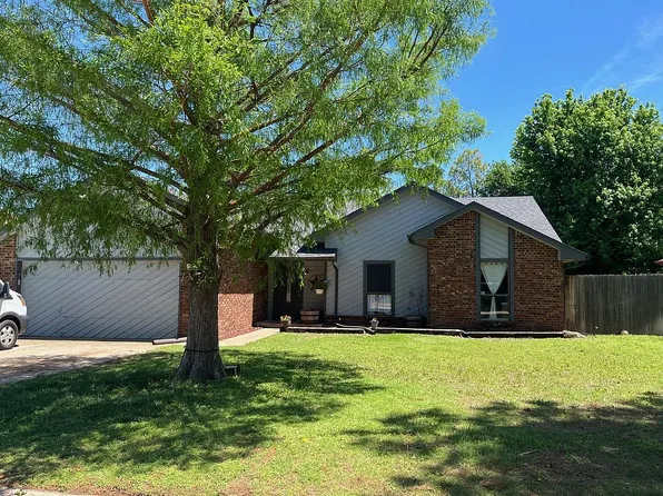 2408 Acadia Ct, Yukon, OK 73099