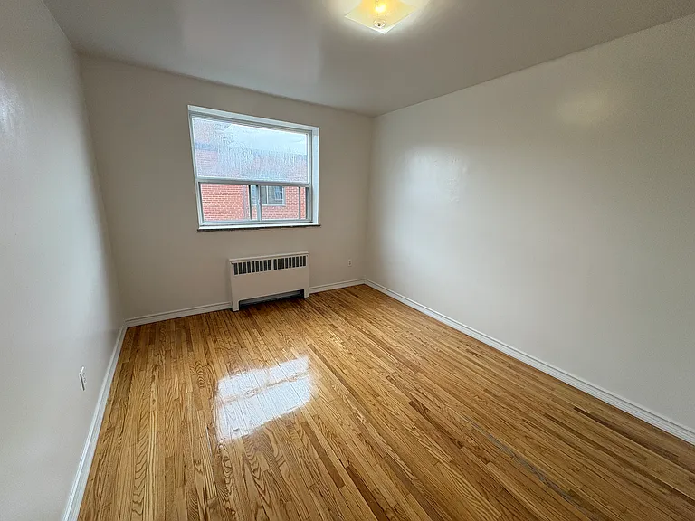 30 Mohawk Rd W #320 — Photo 8