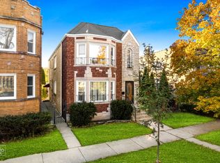 5632 N Richmond St, Chicago, IL 60659