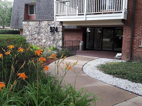 entrance to building