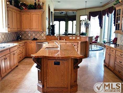5th image of 5037 Buena Vista Dr