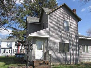 919 Riverside Dr, Huntington, IN 46750