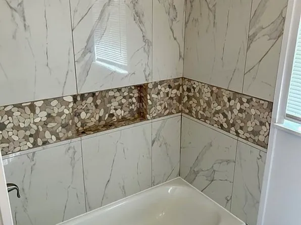 (undisclosed Address), Beeville, TX 78102