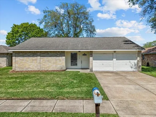 9739 Rustic Rock Rd, La Porte, TX 77571