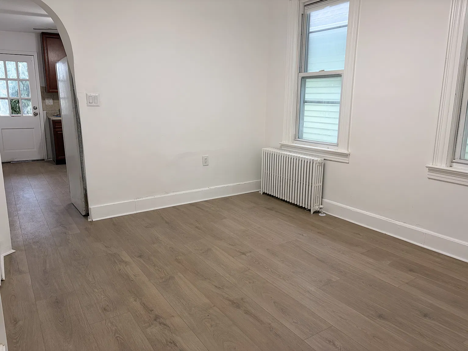 3 bed, $2,300 — Photo 3