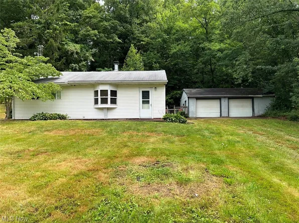 6600 Maplehurst Ave SE, East Sparta, OH 44626