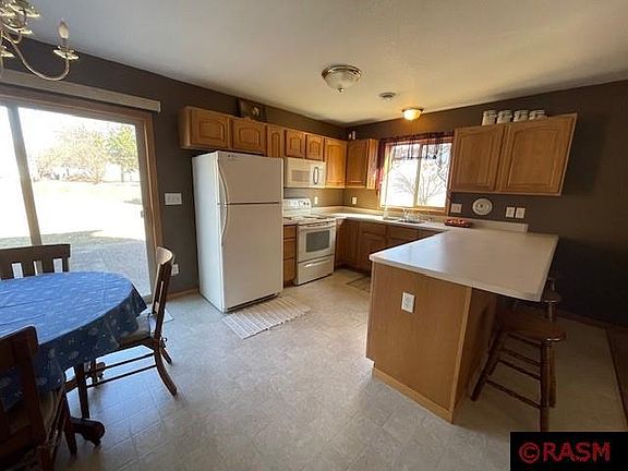 4th image of 104 Savannah Ct