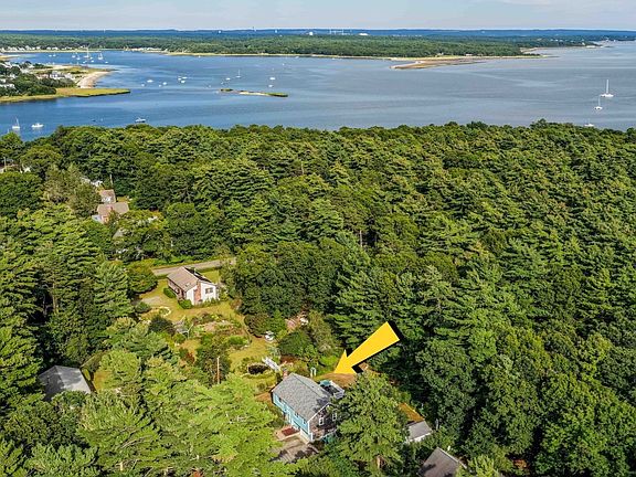 3rd image of 7 Marks Cove Rd