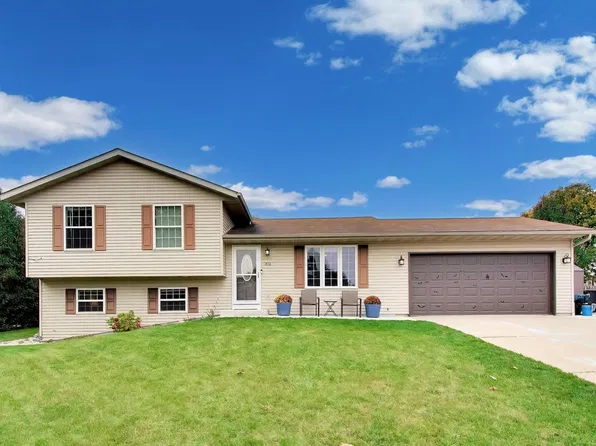 312 Aspen COURT, Delavan, WI 53115