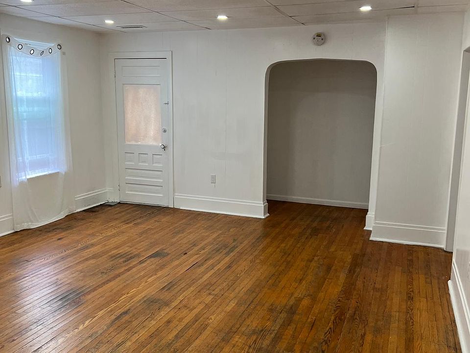 1st image of 1106 Lenox Ave Unit 2