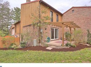 171 Oakmont Ct, Reading, PA 19607