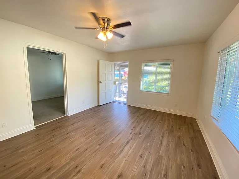 3428 Madison Ave — Photo 13