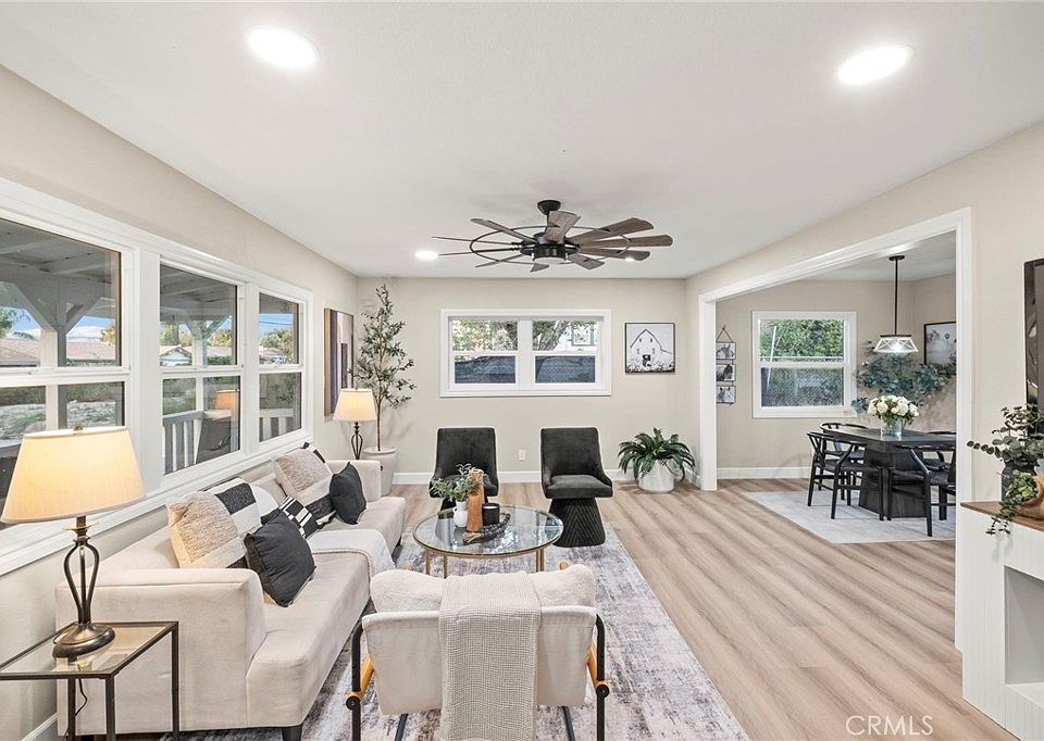 1st image of 41747 Crest Dr