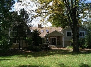 19 Higginsville Rd, Neshanic Station, NJ 08853