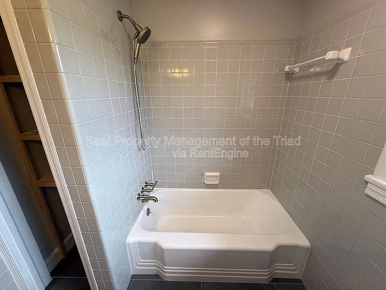 2345 Griffith Rd — Photo 11