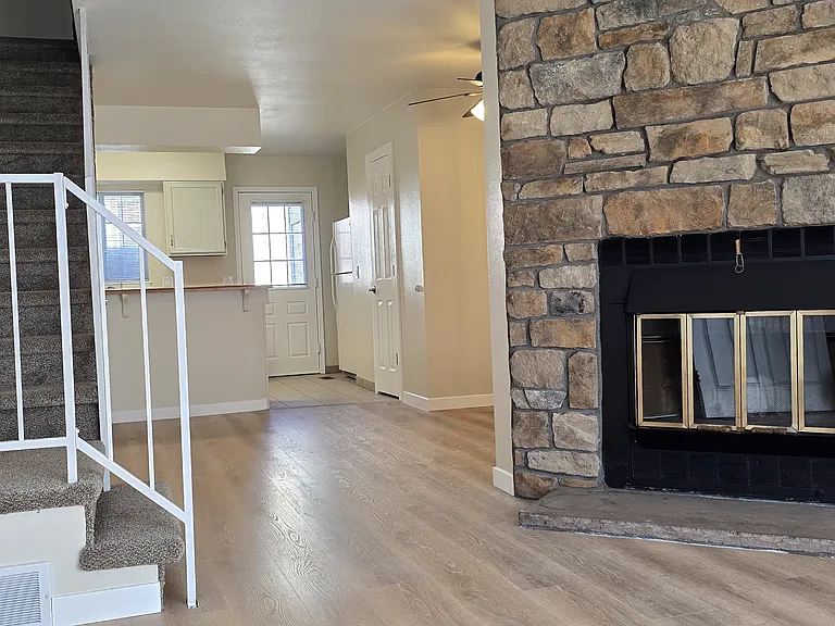 9824 W Cornell Pl — Photo 3
