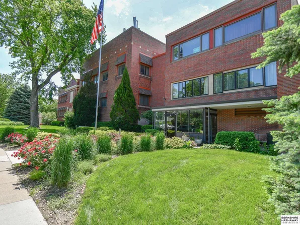 1540 N Cotner Blvd #B103, Lincoln, NE 68505