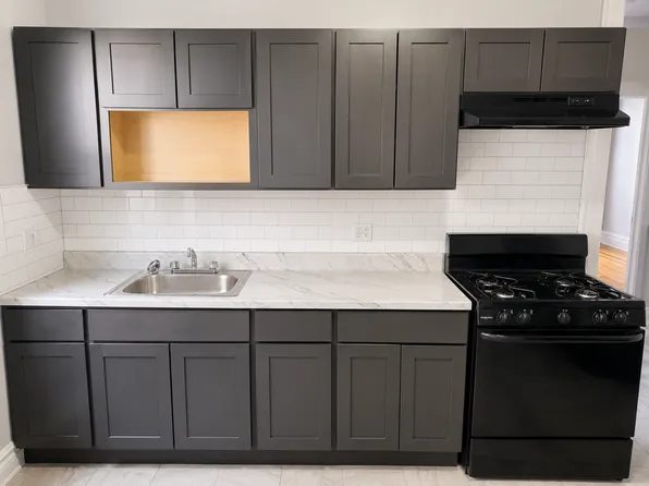 81 Montgomery Ave, Irvington, NJ