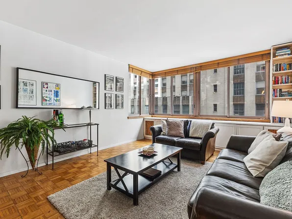 235 E 40th St APT 9F, New York, NY 10016