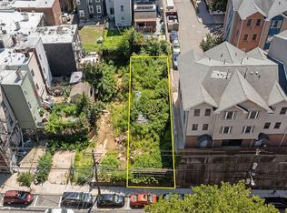 613 39th St, Union City, NJ 07087