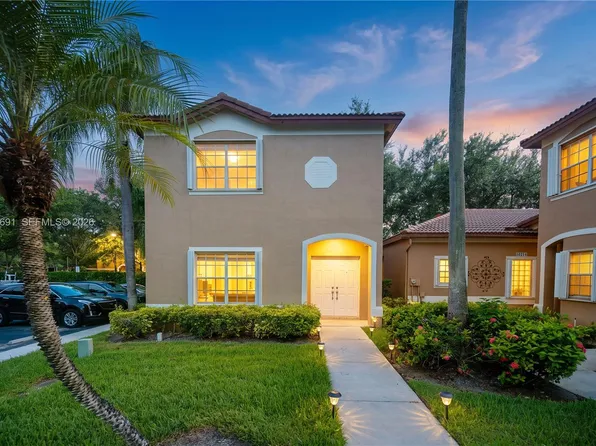 16219 Emerald Cove Rd, Fort Lauderdale, FL