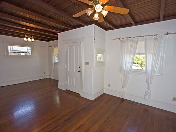 4th image of 434 Caledonia St