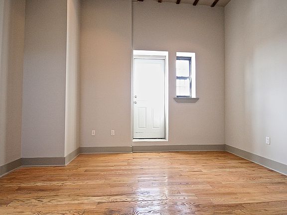5th image of 292 Bedford Ave APT 4