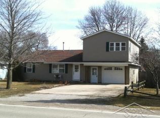 434 N River Rd, Saginaw, MI 48609