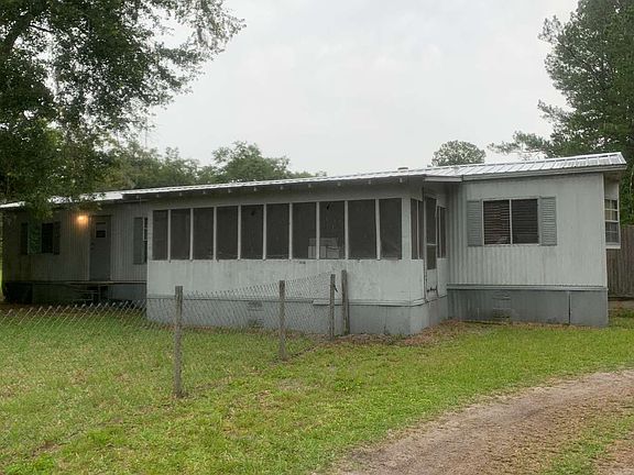 3rd image of 236 NE Colvin Ave