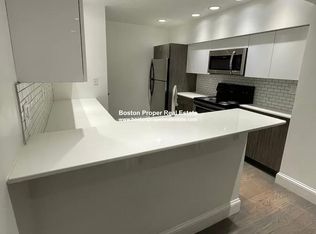 127 Saint Botolph St APT 9F, Boston, MA 02115