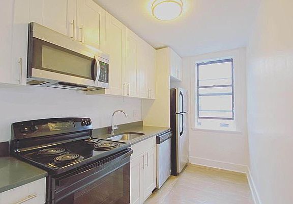 2nd image of 3660 Waldo Ave APT 7F