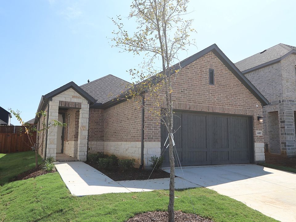 1st image of 407 Holly Rd
