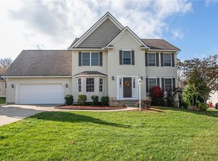 2720 Riverbed Ln, Akron, OH 44312