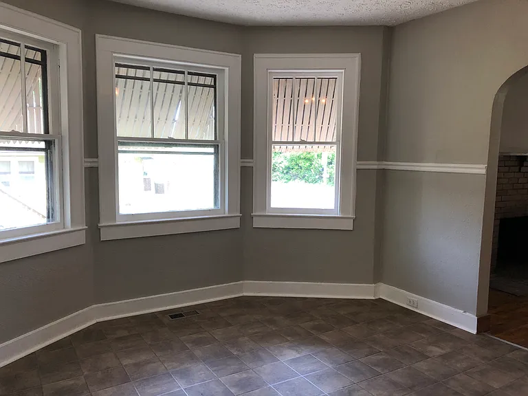 207 Fern St — Photo 6